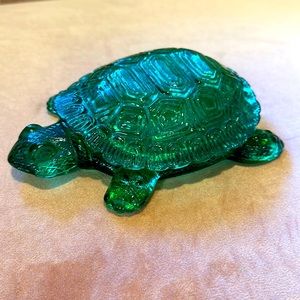 Vintage green glass turtle dish